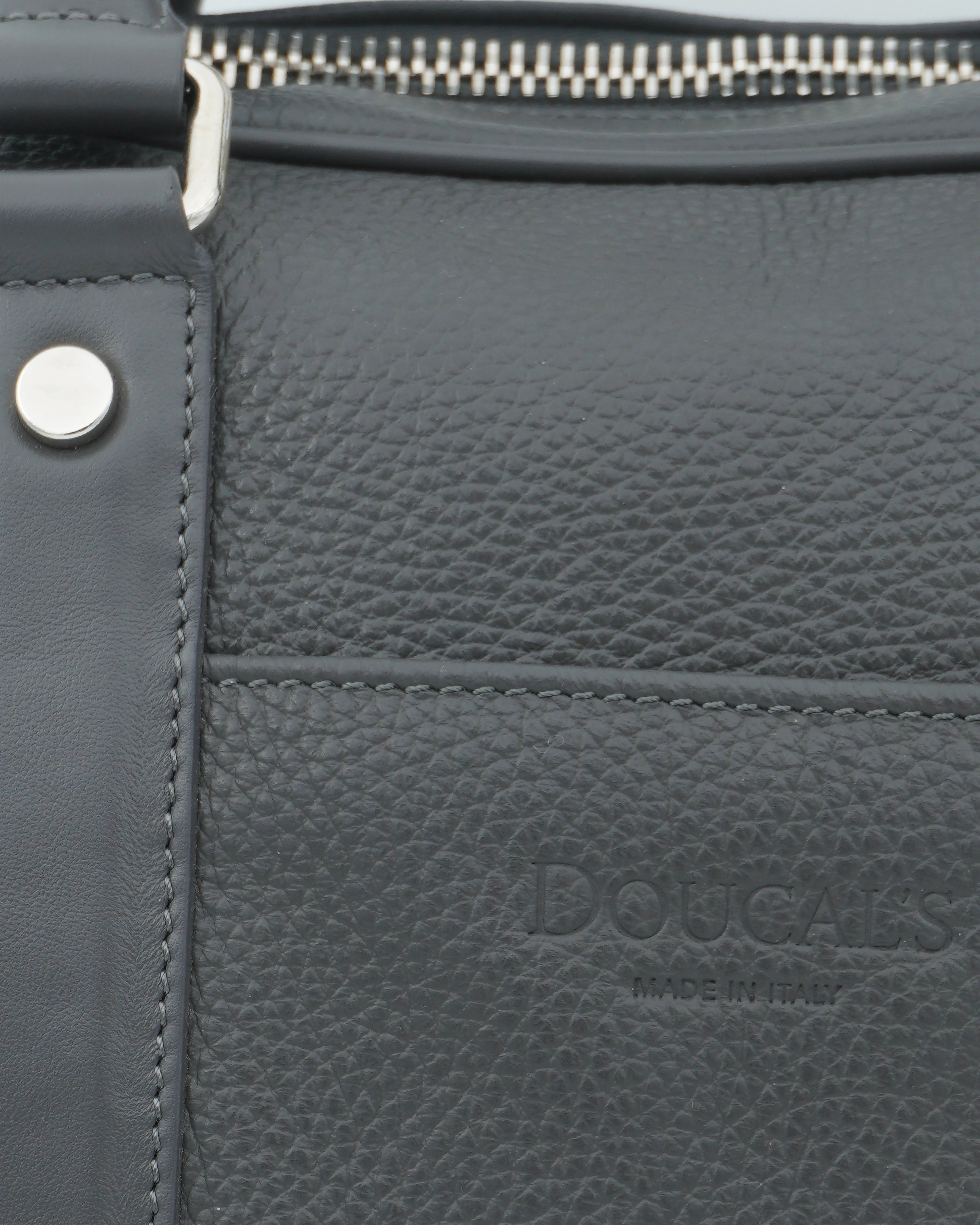Doucals Business Leather Briefcase Grey