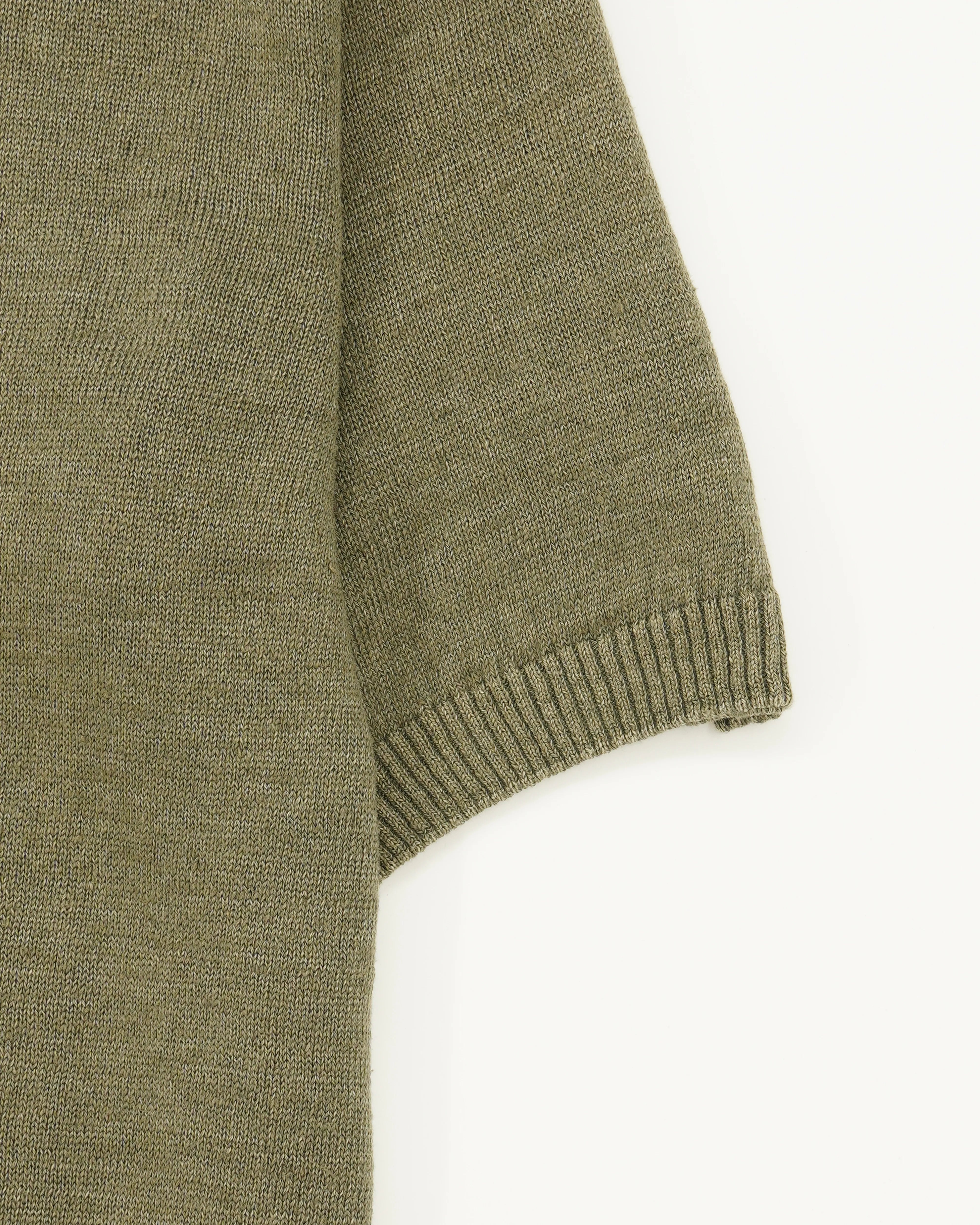 GRP Knitted T-Shirt Pure Linen Green