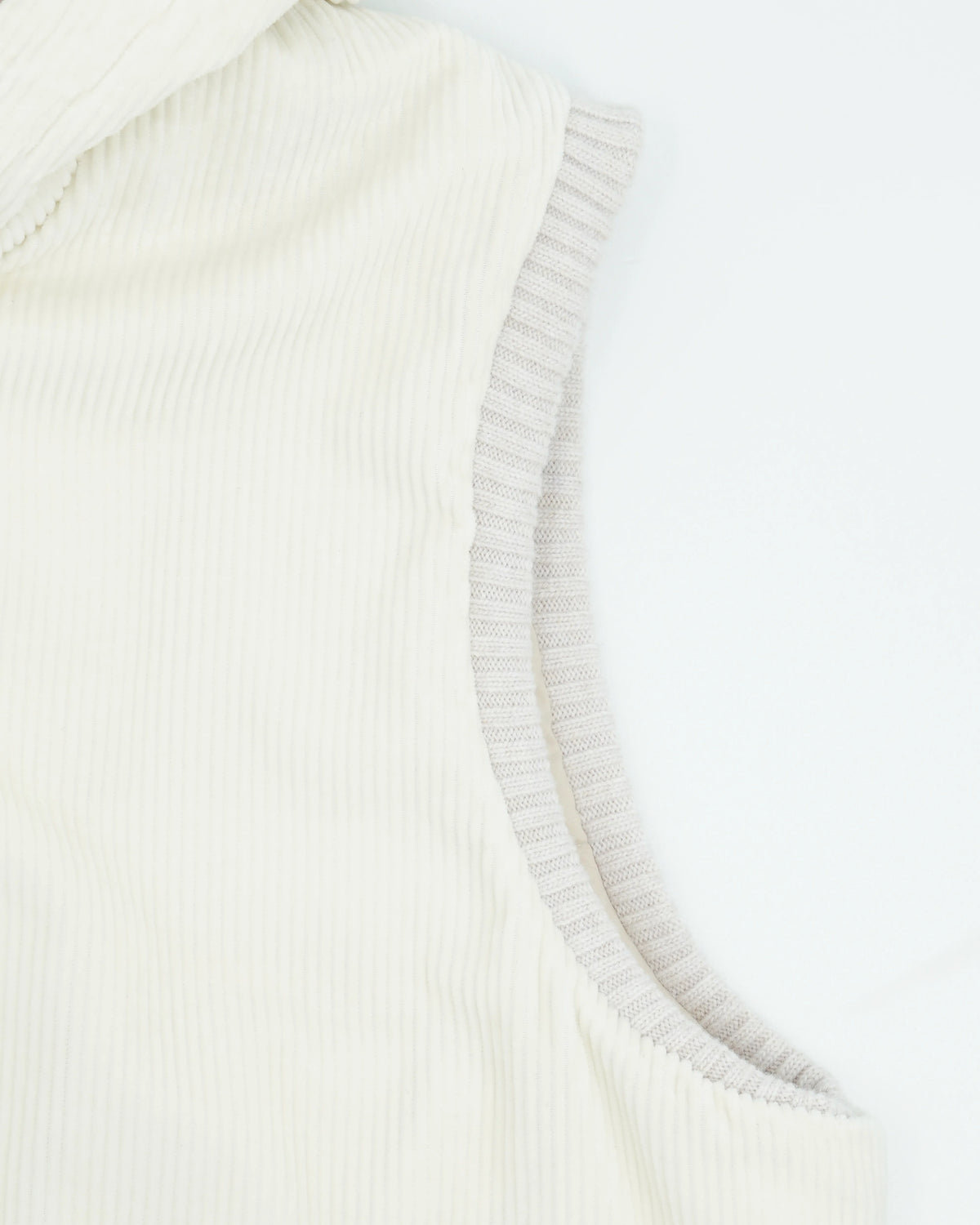 Gran Sasso Hooded Vest Corduroy Off White